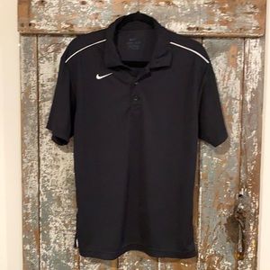 Men’s Nike shirt size small dri-fit